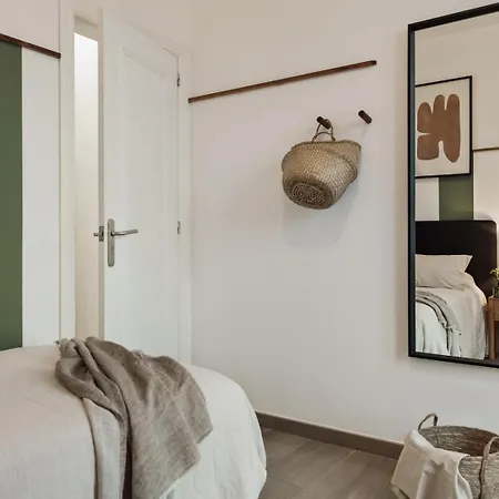 Apartment Reis - 3 Bedrooms And Balcony In De Gracia *