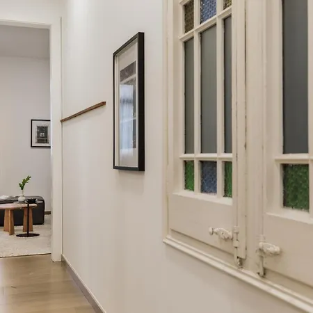 Reis - 3 Bedrooms And Balcony In De Gracia *