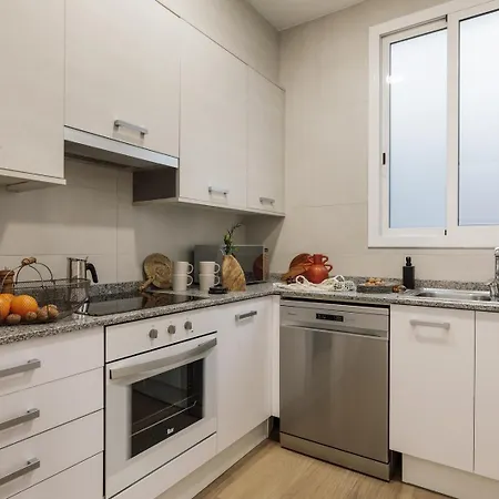 Reis - 3 Bedrooms And Balcony In De Gracia Apartment Barcelona